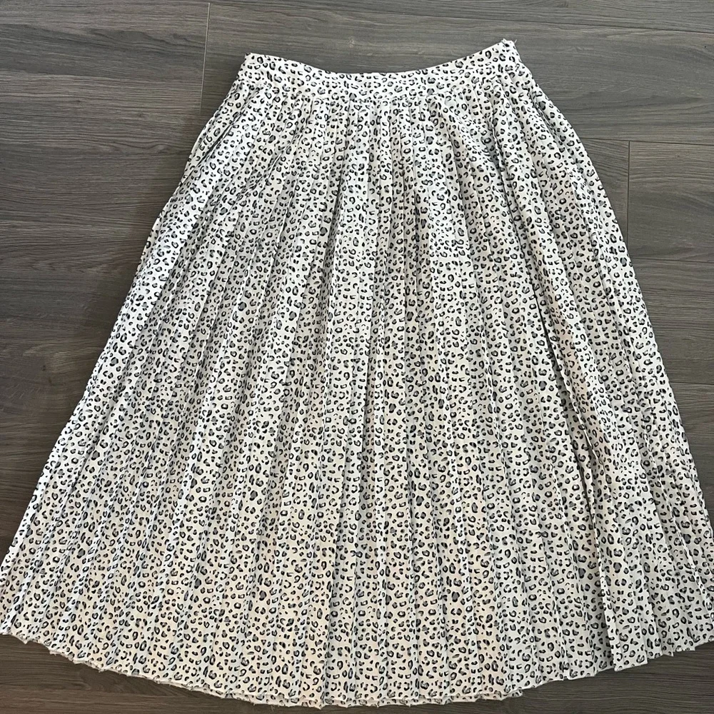 QED London Black and White Maxi Pleated Skirt - Picture 1 of 3